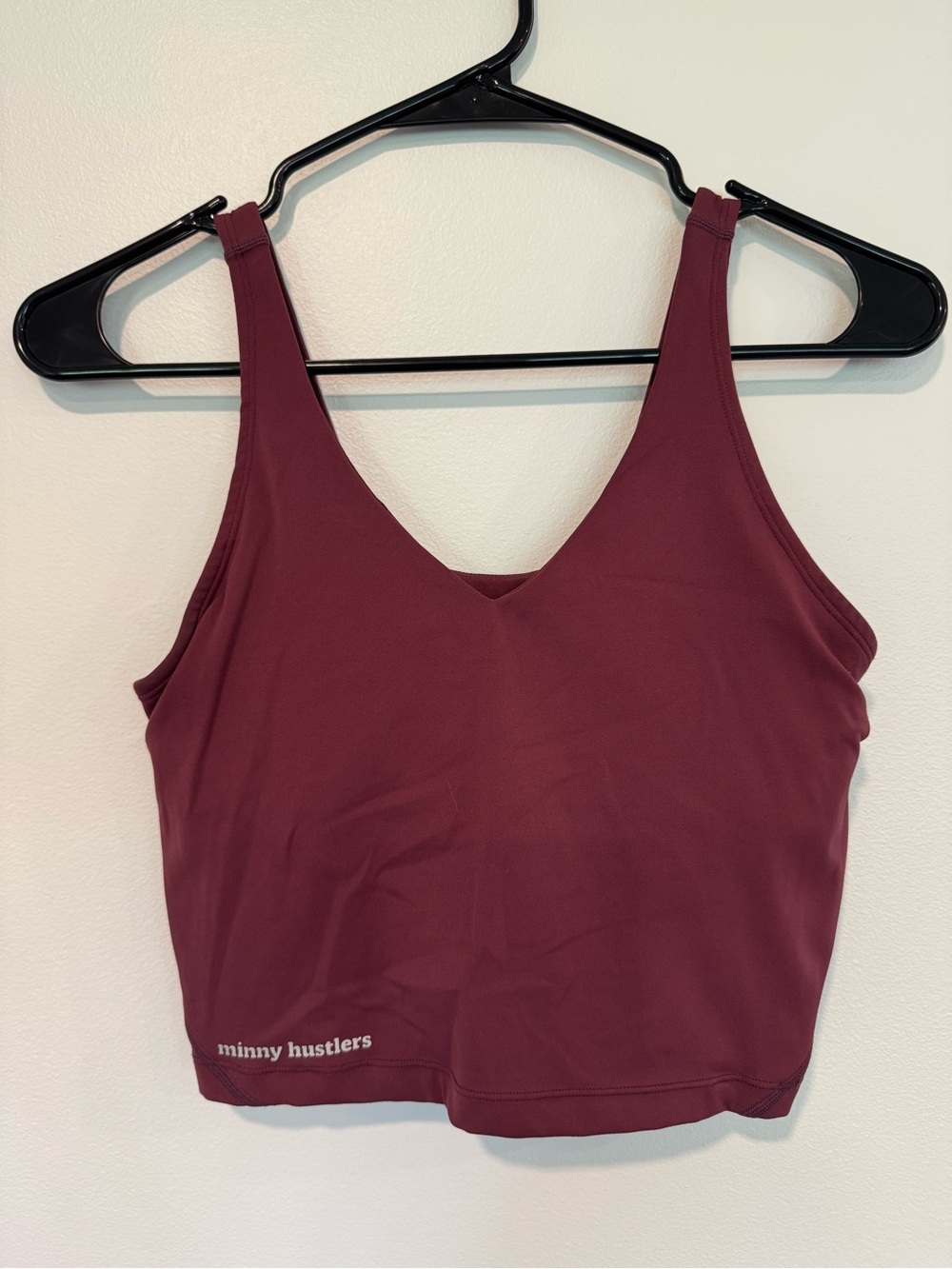 Royalty x Minny Hustlers V-Neck Cropped Tank Top — Wine